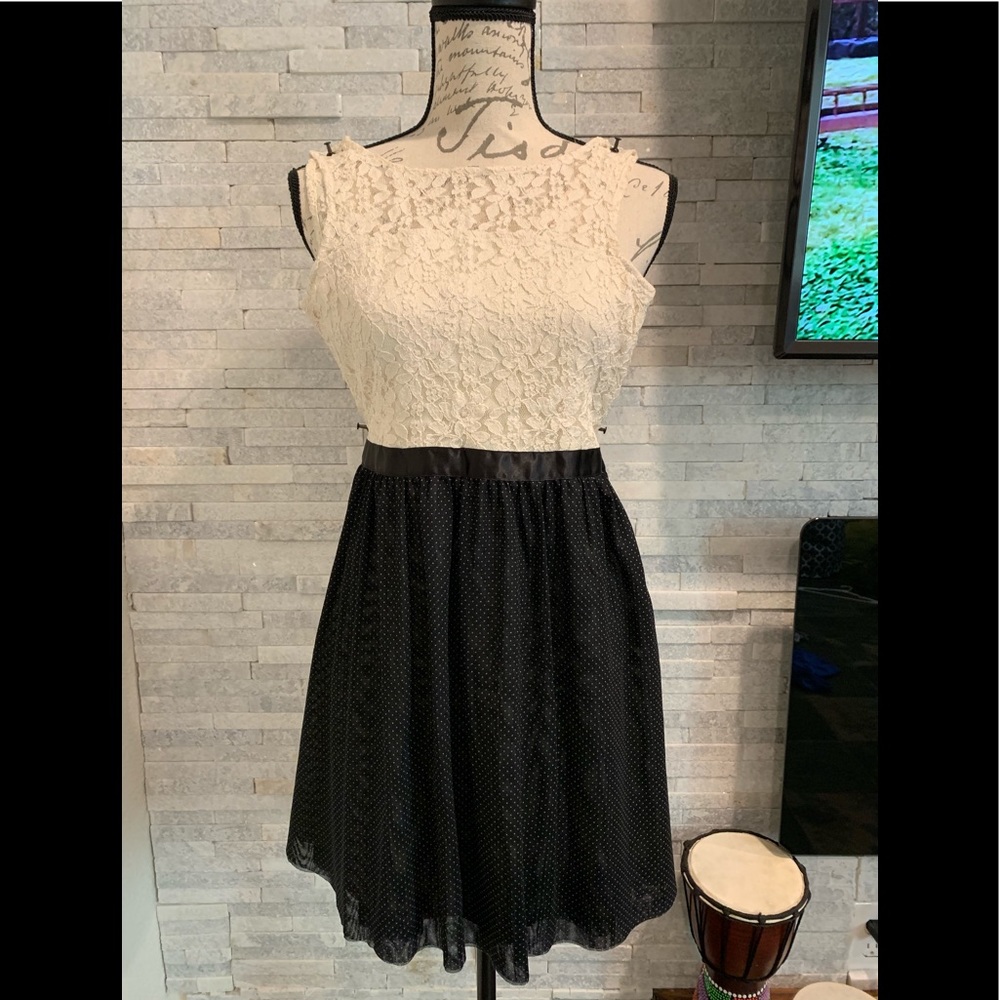 5 for $25 junior small dress